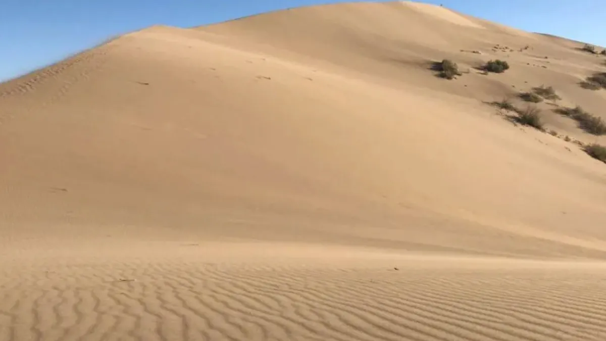 Поющий бархан в «Алтын Эмель»