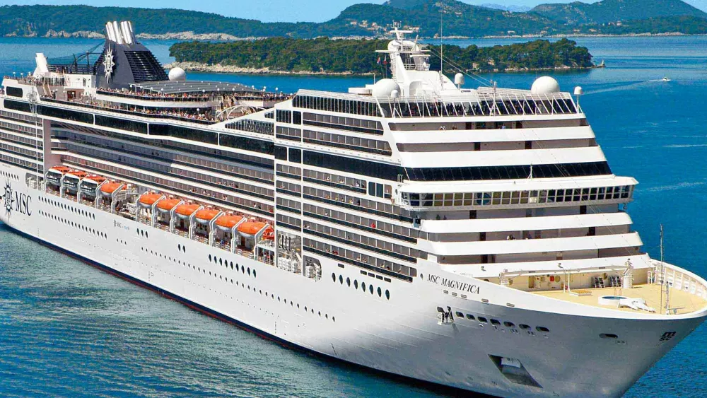 Круизный лайнер - MSC Magnifica