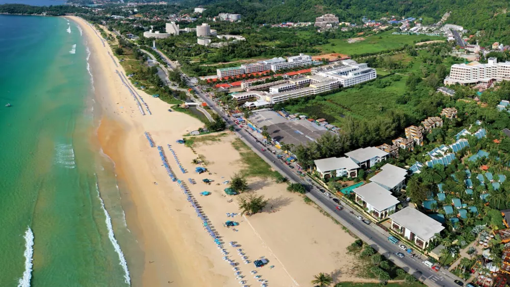 Пляж Карон Бич на Пхукете, Таиланд