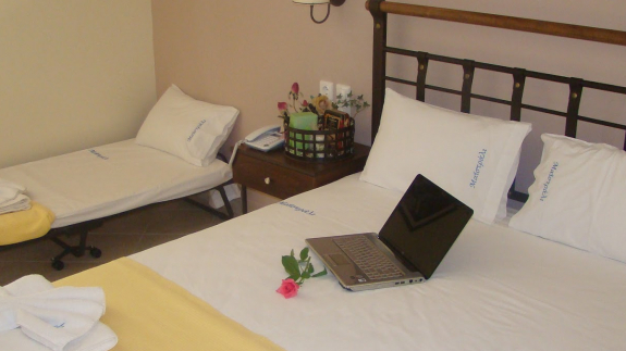 Как заказать дополнительную кровать в отеле?